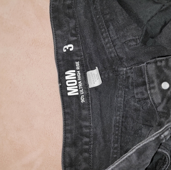 Shorts - Picture 1 of 2